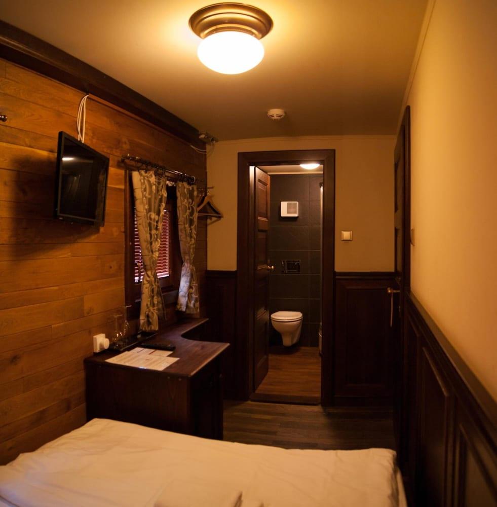 Boat Hotel Matylda Прага Екстериор снимка