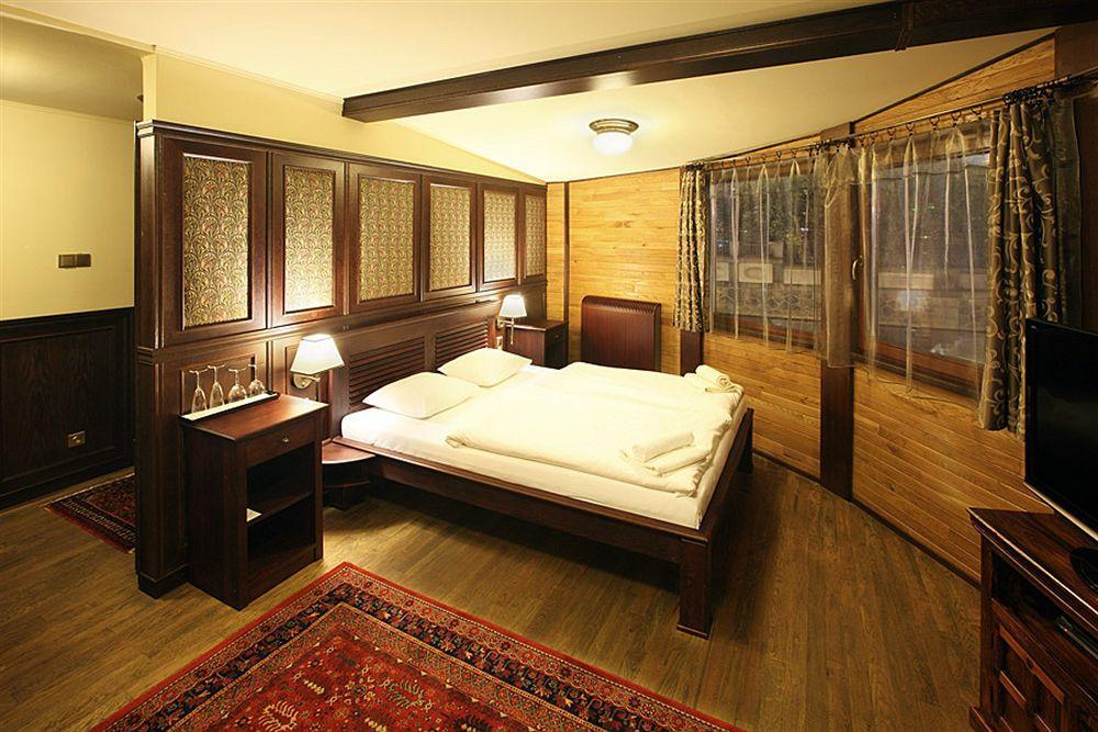 Boat Hotel Matylda Прага Екстериор снимка